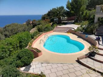 villa-provencale-au-cap-benat 